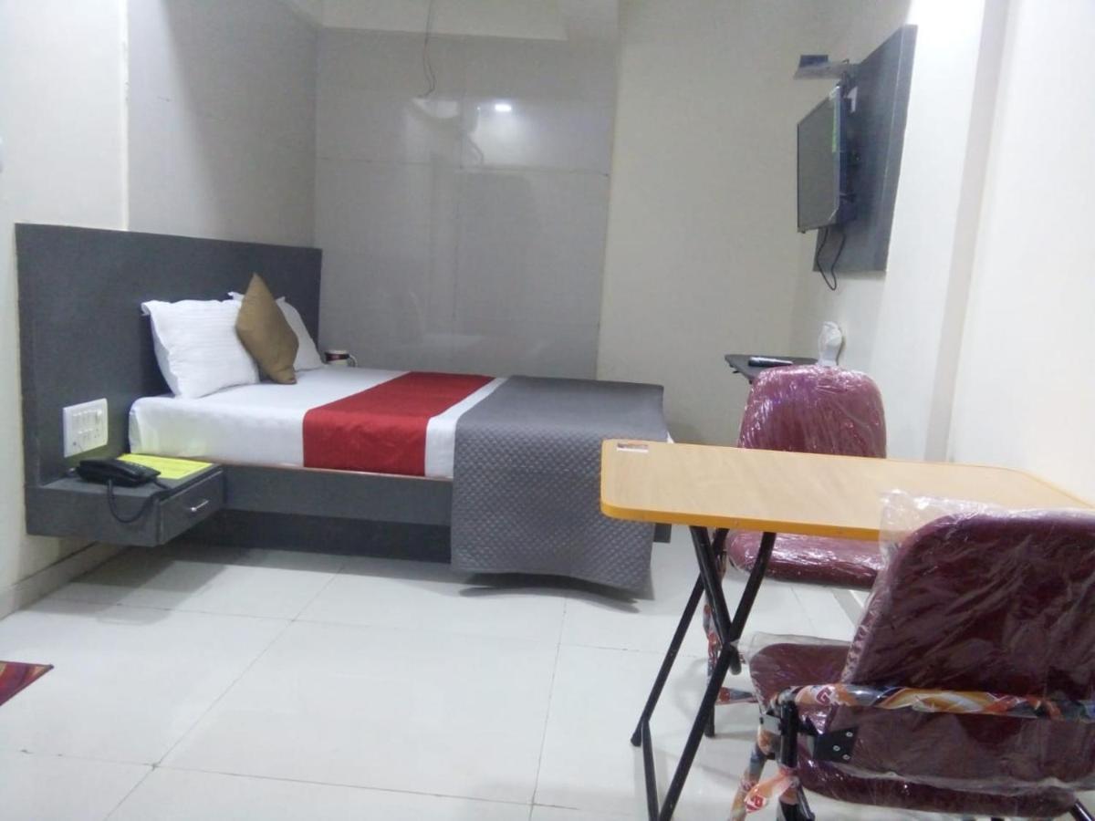 Terminus Square Hotel Kurla Exterior photo